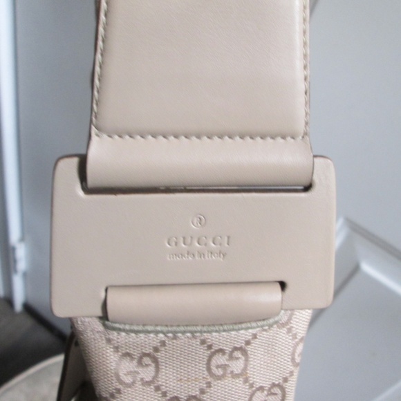 Auth New Gucci East West Beige Guccisima Shoulder Bag Rare style vintage Y2K - Picture 4 of 16